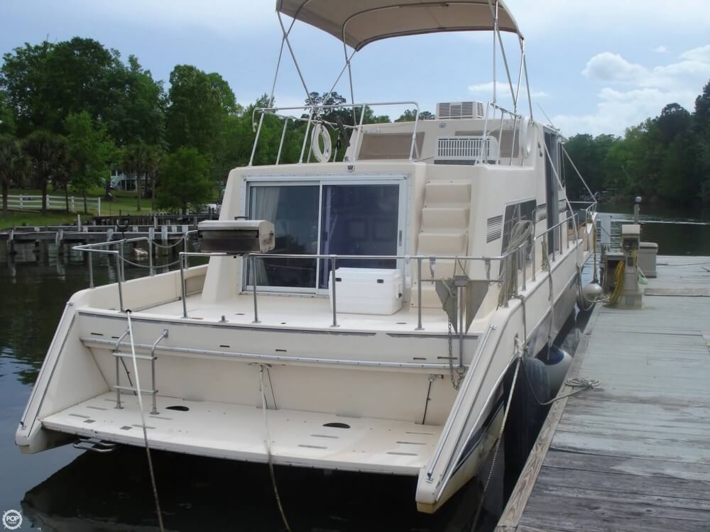 Sold Holiday Mansion Mediterranean Barracuda 40 Boat in Vance, SC